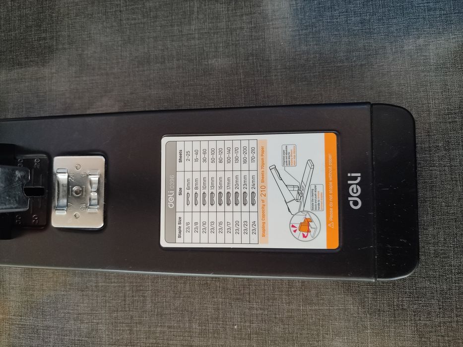 Deli stepler 210 ta varoqgacha