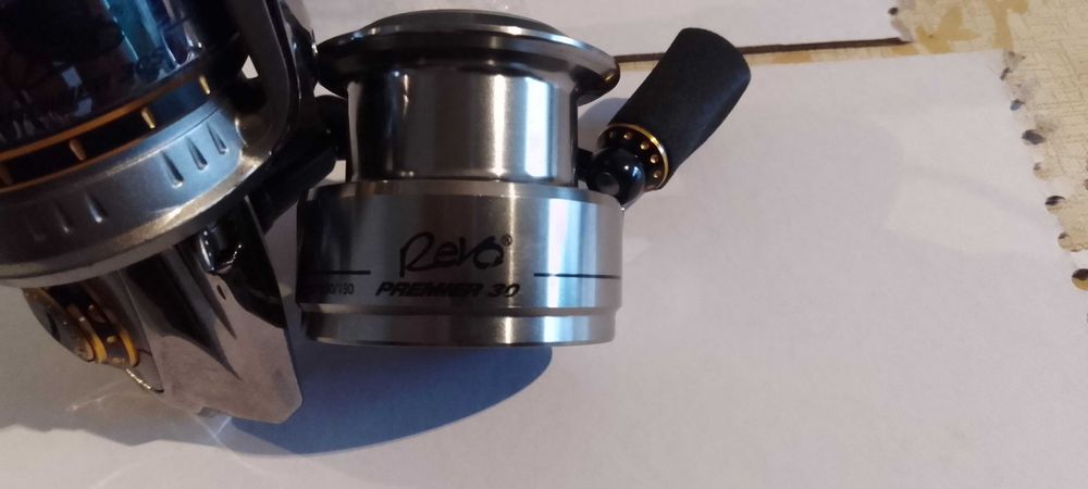 Риболовна макара Abu Garcia Revo Premier 30