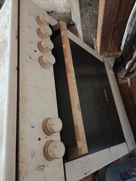 Продам кухонную плиту