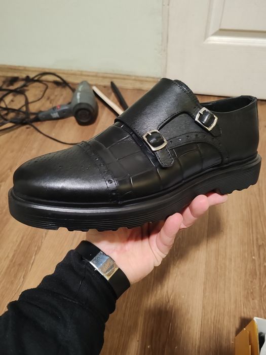 Vand papuci,pantofi ce o fi