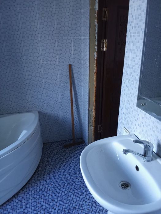 3хонали уй ижарага берилади