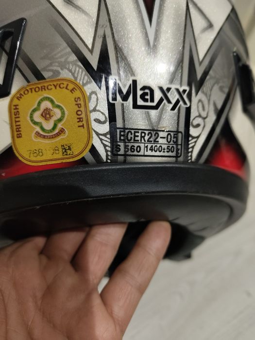 Каски за мотор !