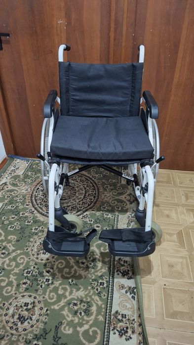 Инвалидная коляска