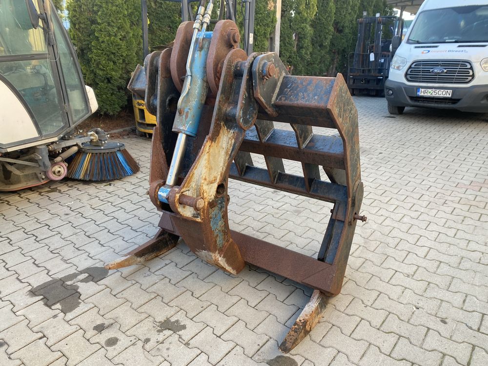 De vanzare graifer forestier