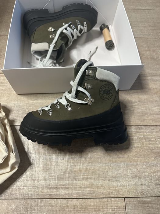 Canada Goose-дамски зимни обувки