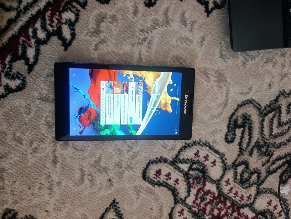 Planshet lennova pad 7
