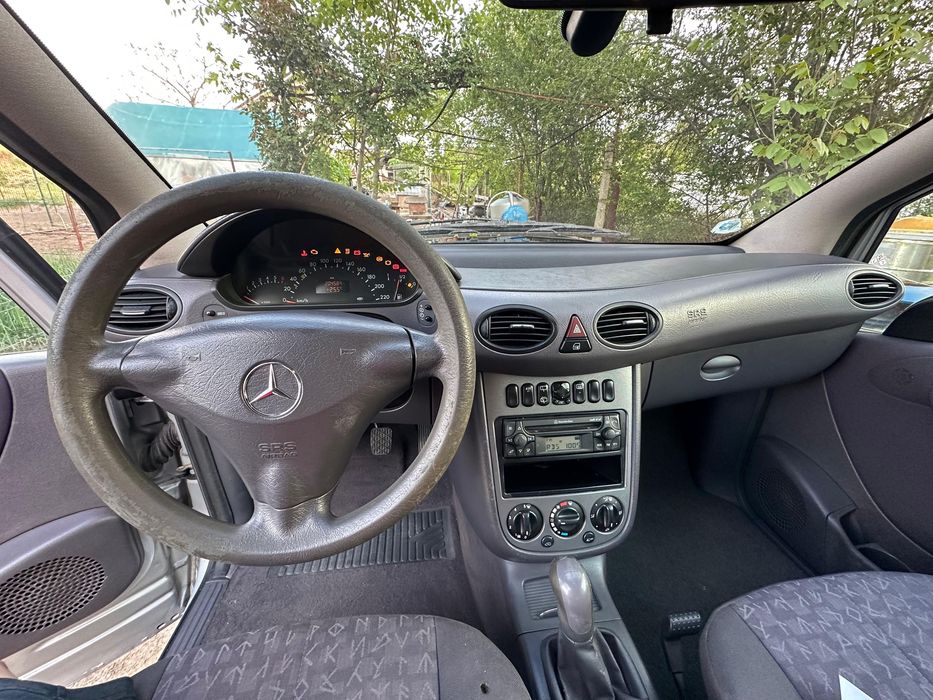 Vand Mercedes A class 1.4 benzina