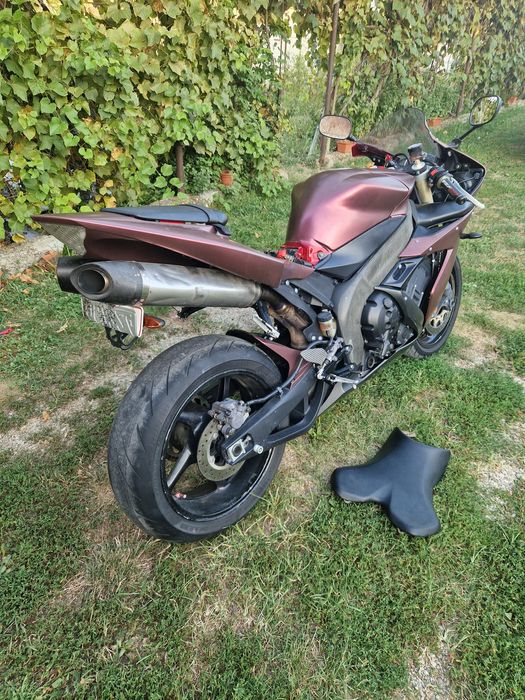 Vand Piese Yamaha YZF R1    2004