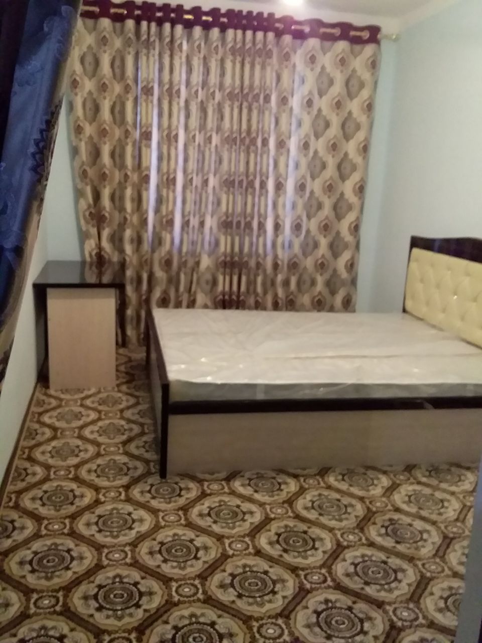Срочно Карши шахрида 2 хонали Уй ижарага берилади.