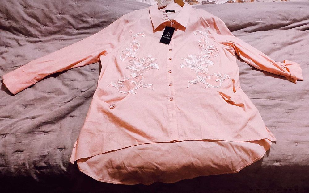 Банкетна лятна дамска риза, бледорозова с бродерия; 4XL–6XL/BG 54–58