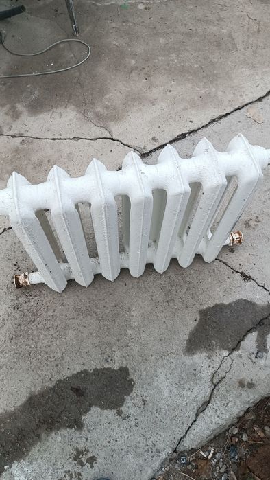 Чугунная батарея