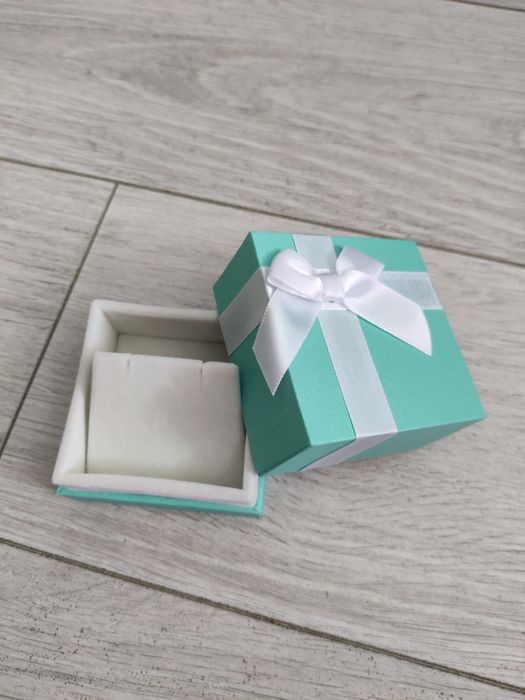 Lot 31 cutițe bijuterii marca Oirlv