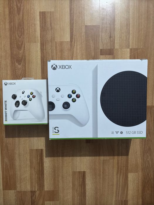Xbox Series S, 512GB, 2 manete, stare excelenta cu garantie