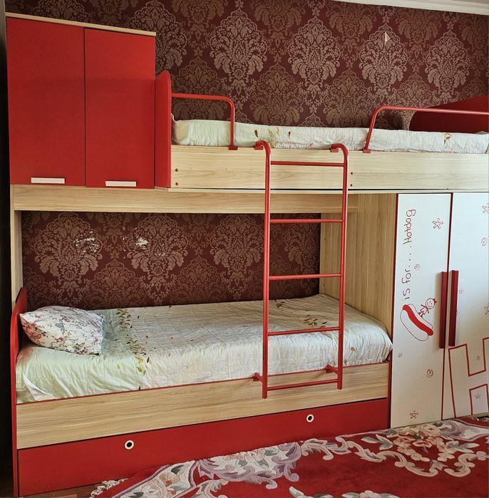 Детская мебель  двухъярусная кровать