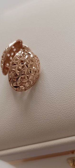 Золотые серги завод, проба 585, вес2,35