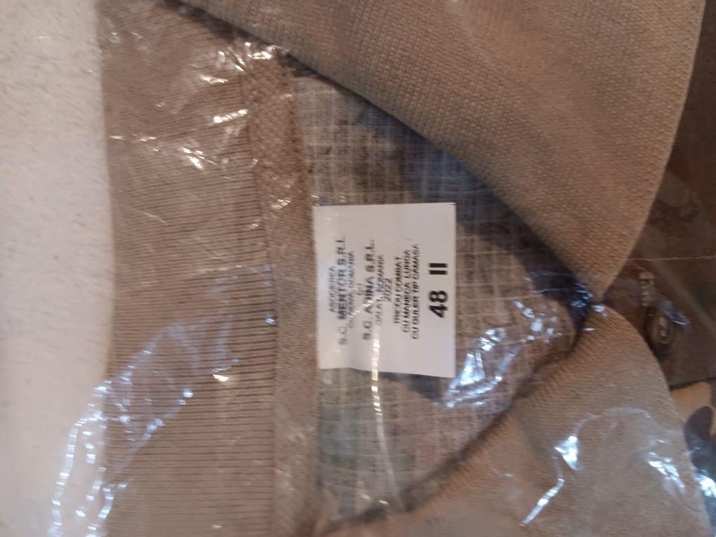 Vând tricou combat mânecă lunga