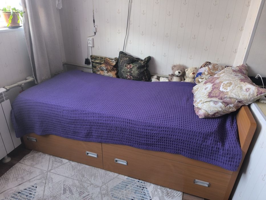 Кровать подростковая с матрасом