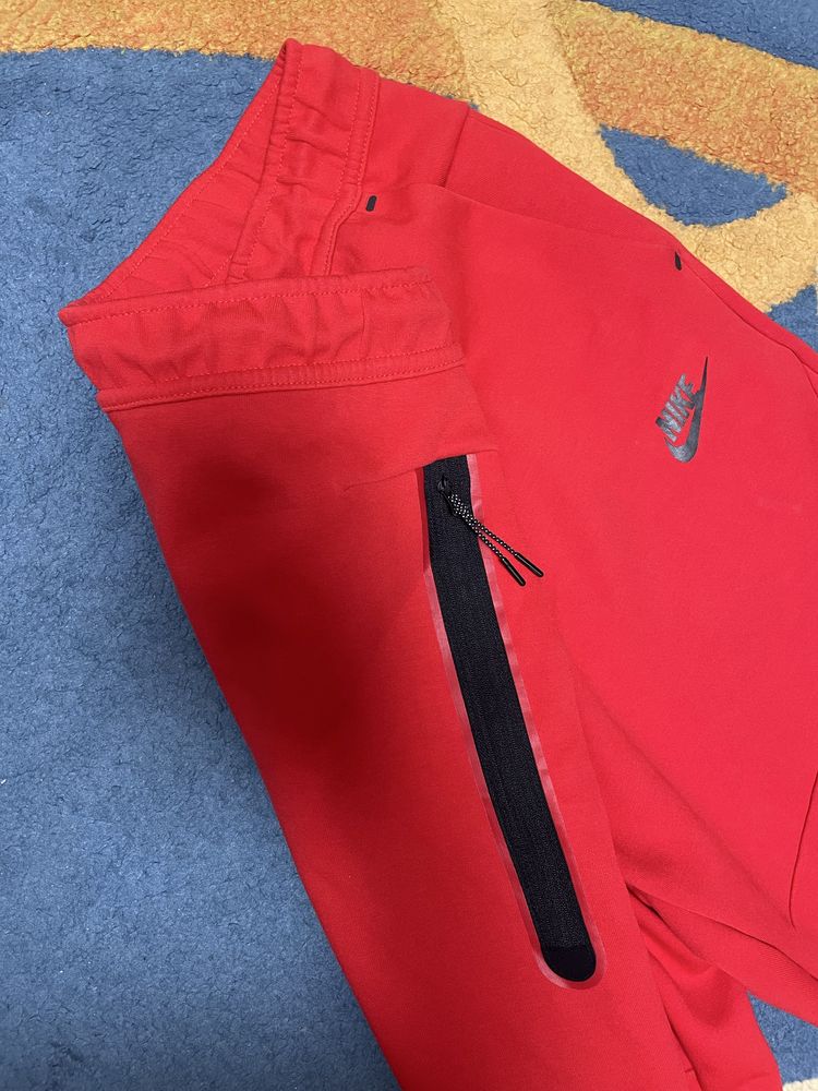 Долнище Nike Tech Fleece