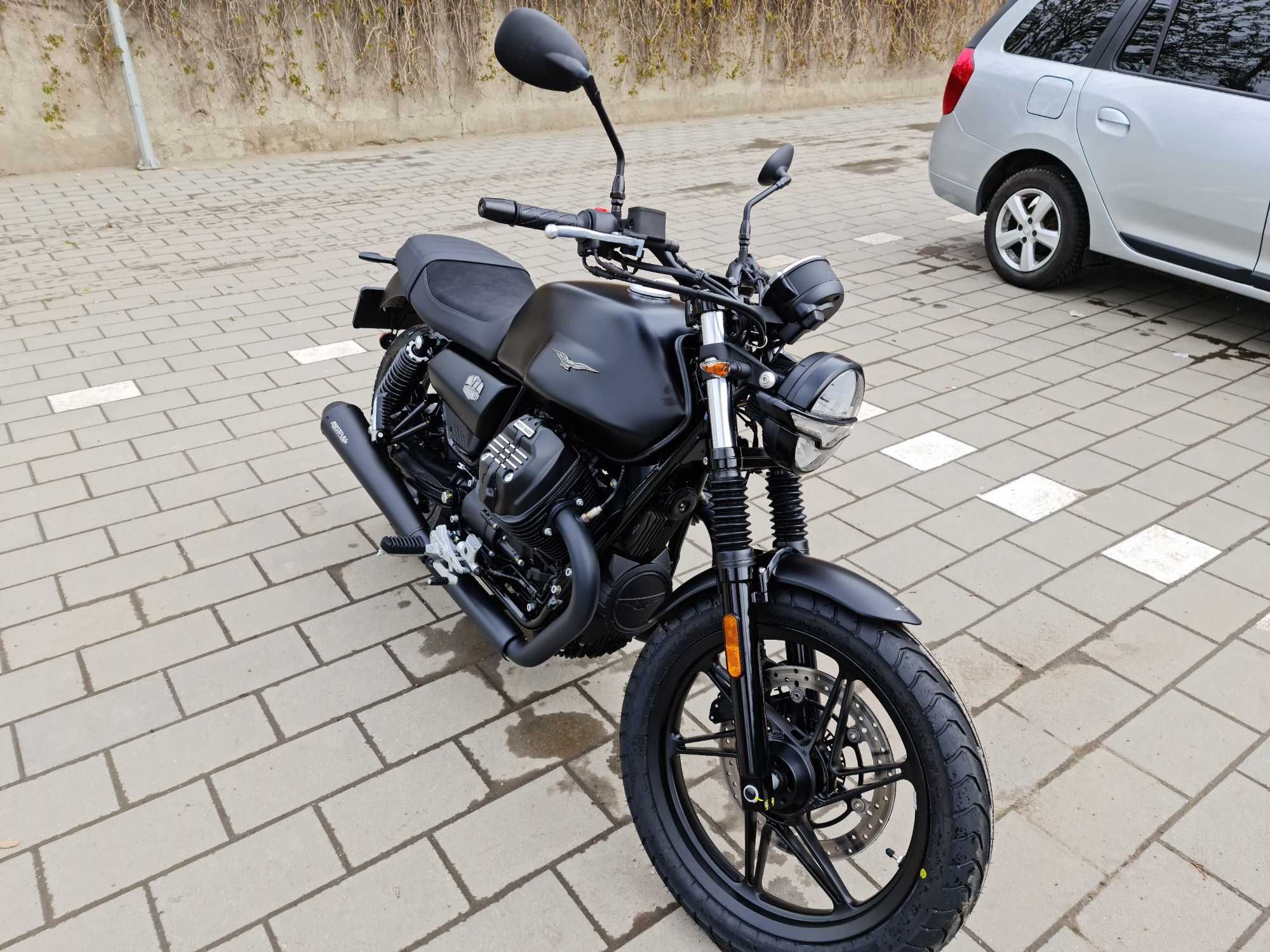 Moto Guzzi V7 850 cc