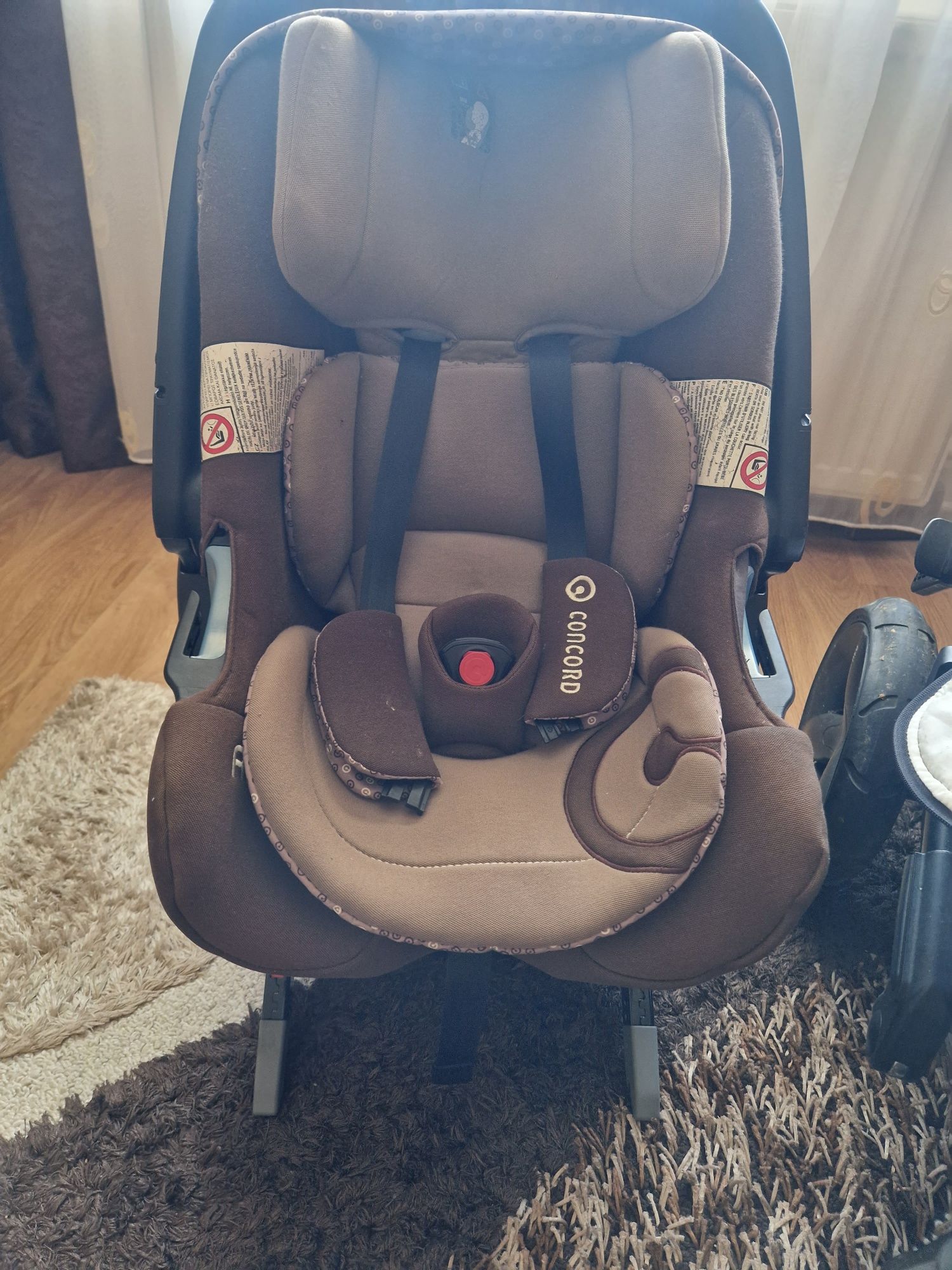 Carucior Concord Neo 3 in 1  cu isofix inclus!