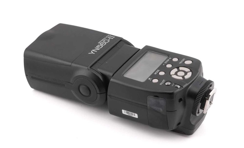 2бр нови светкавици Yongnuo YN560-II в комплект със синхронизатори