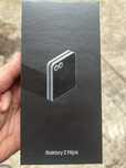 Samsung Galaxy Z Flip 6 , 12GB ram , 512 GB , 5G , Silver Shadow