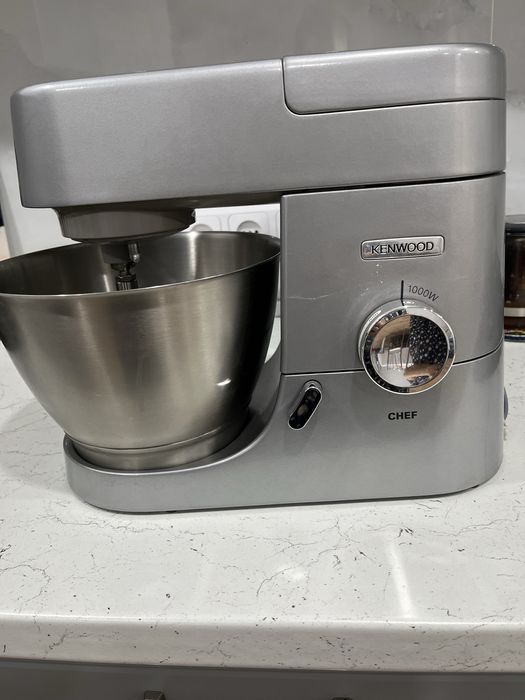 Поанетарный миксер Kenwood