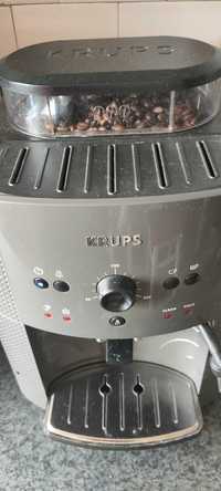Krups EA81* espressor cafea boabe