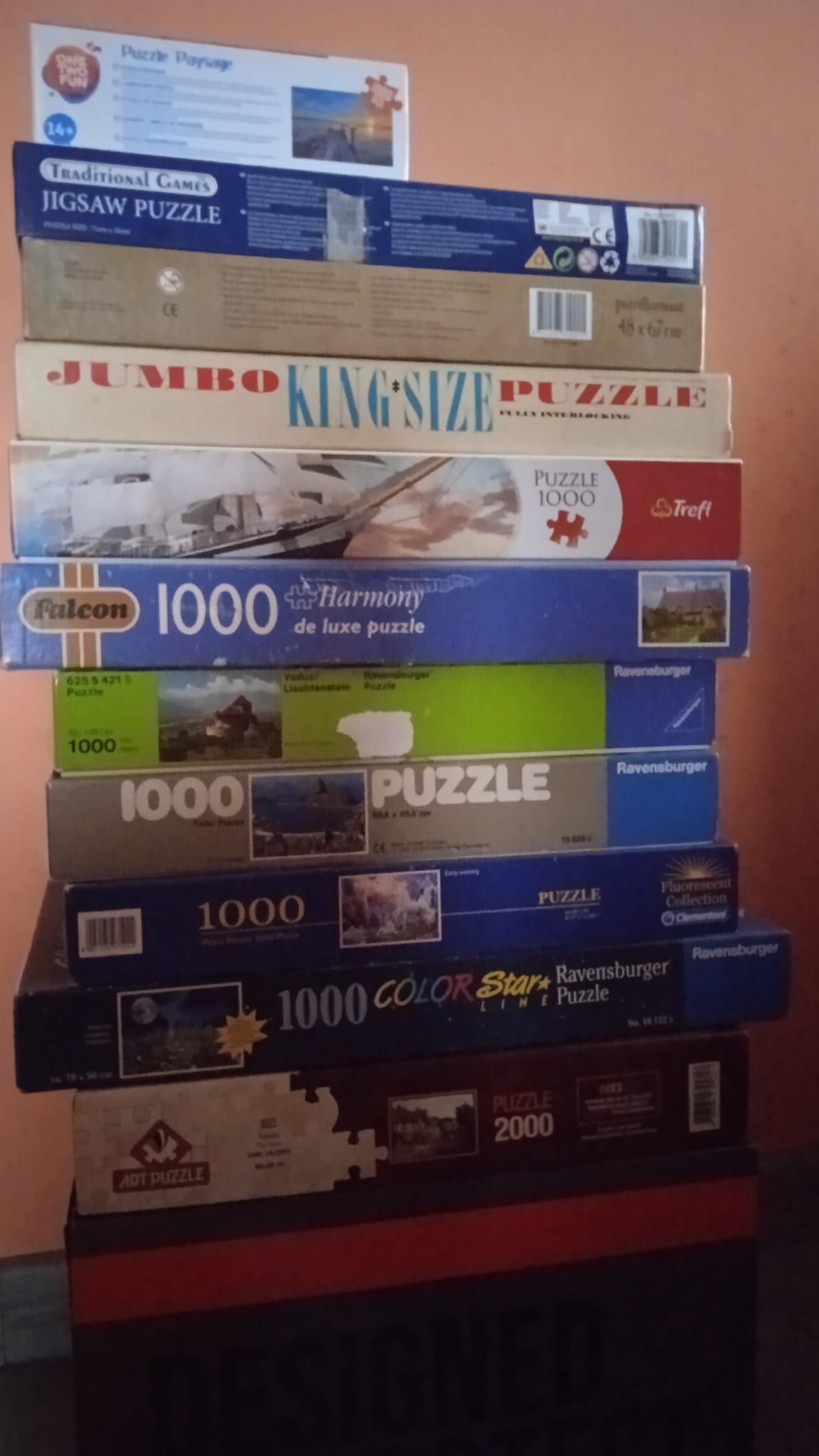 Puzzle cu 1000 și 2000 piese.