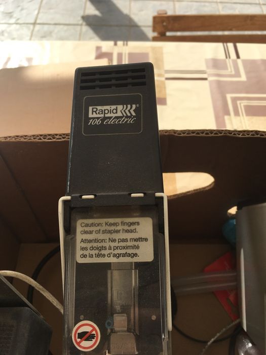 Машина за шиене на книги и тетрадки