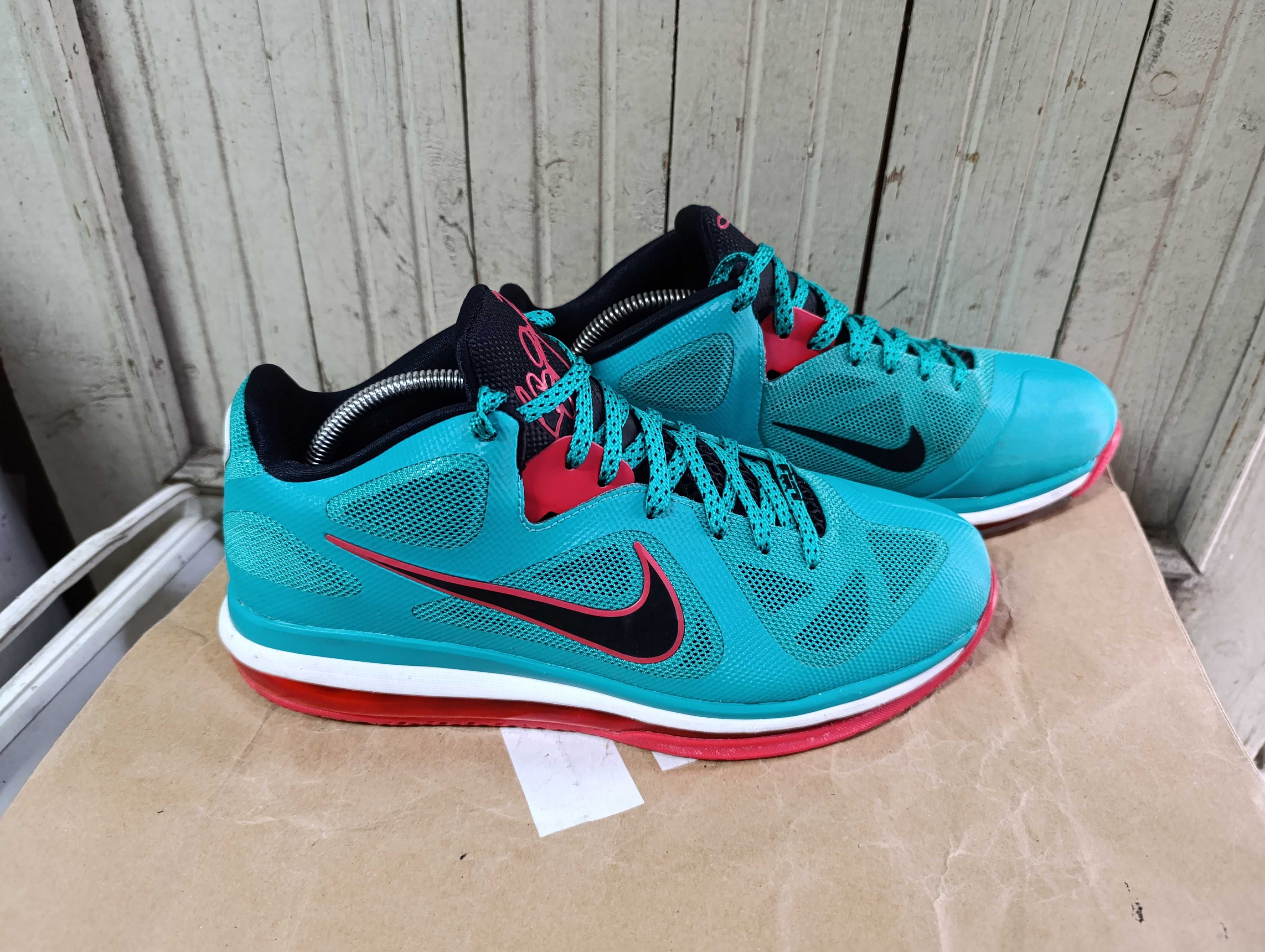 Nike LeBron 9 Low "Reverse Liverpool"оригинални маратонки 44 номер