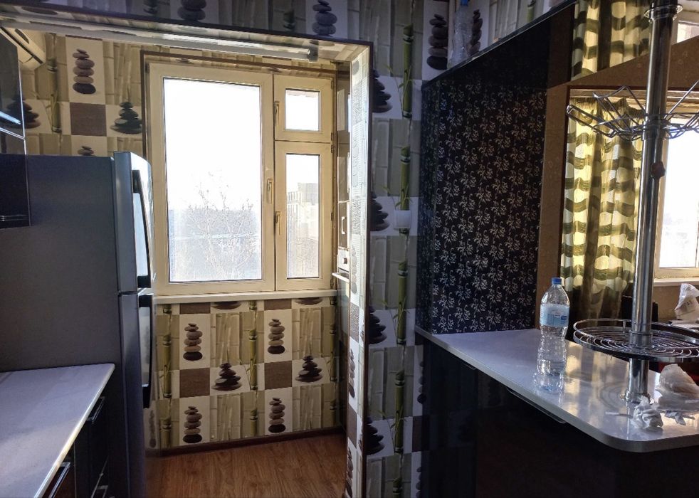 3х комнатная квартира около метро Новза