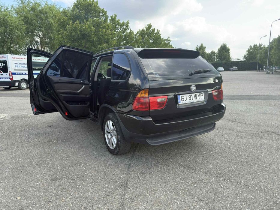 Vând BMW X5 ,e 53