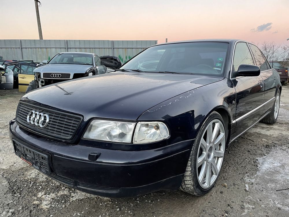 Audi A8 3.7 v8 230hp quattro На Части