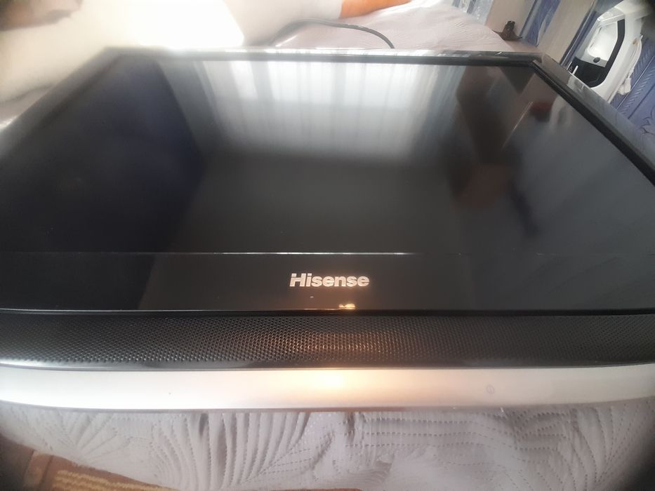 Телевизор Hisense LCD32W61N