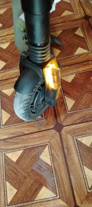 Самокат электронный