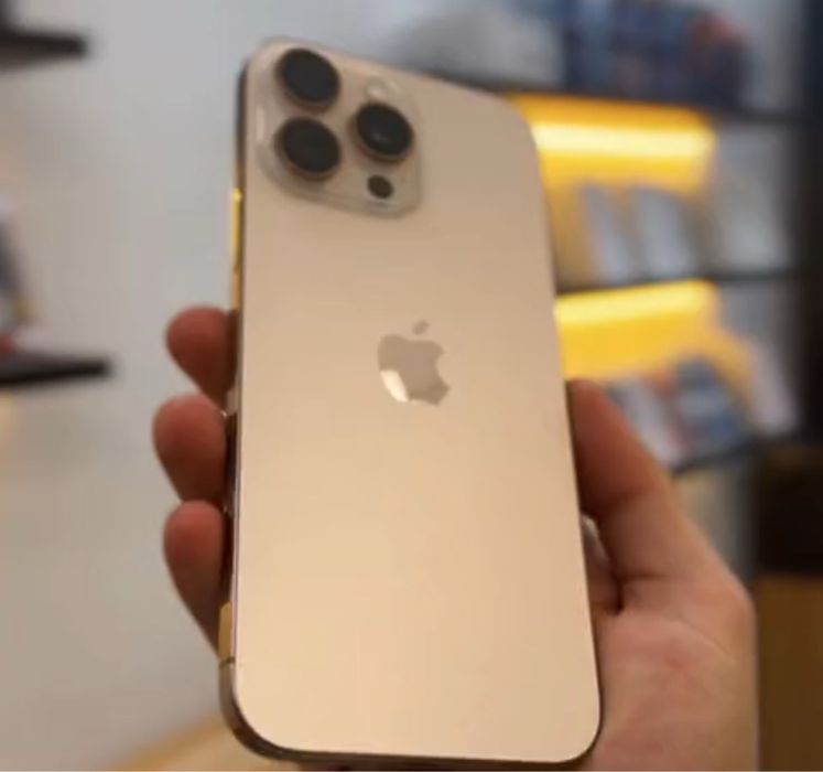 iPhone 16 PRO MAX 256GB в новом состоянии емкость 100% Айфон идеал