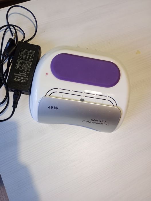 Фурна за гел лак,много добро качество