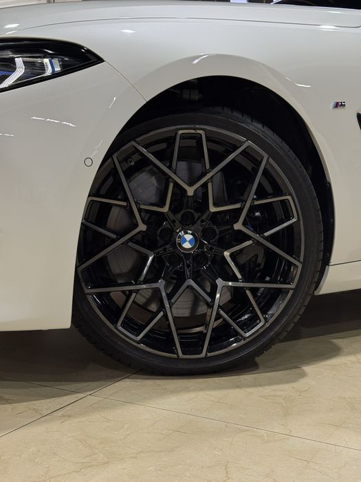 Bmw M850i год 2025