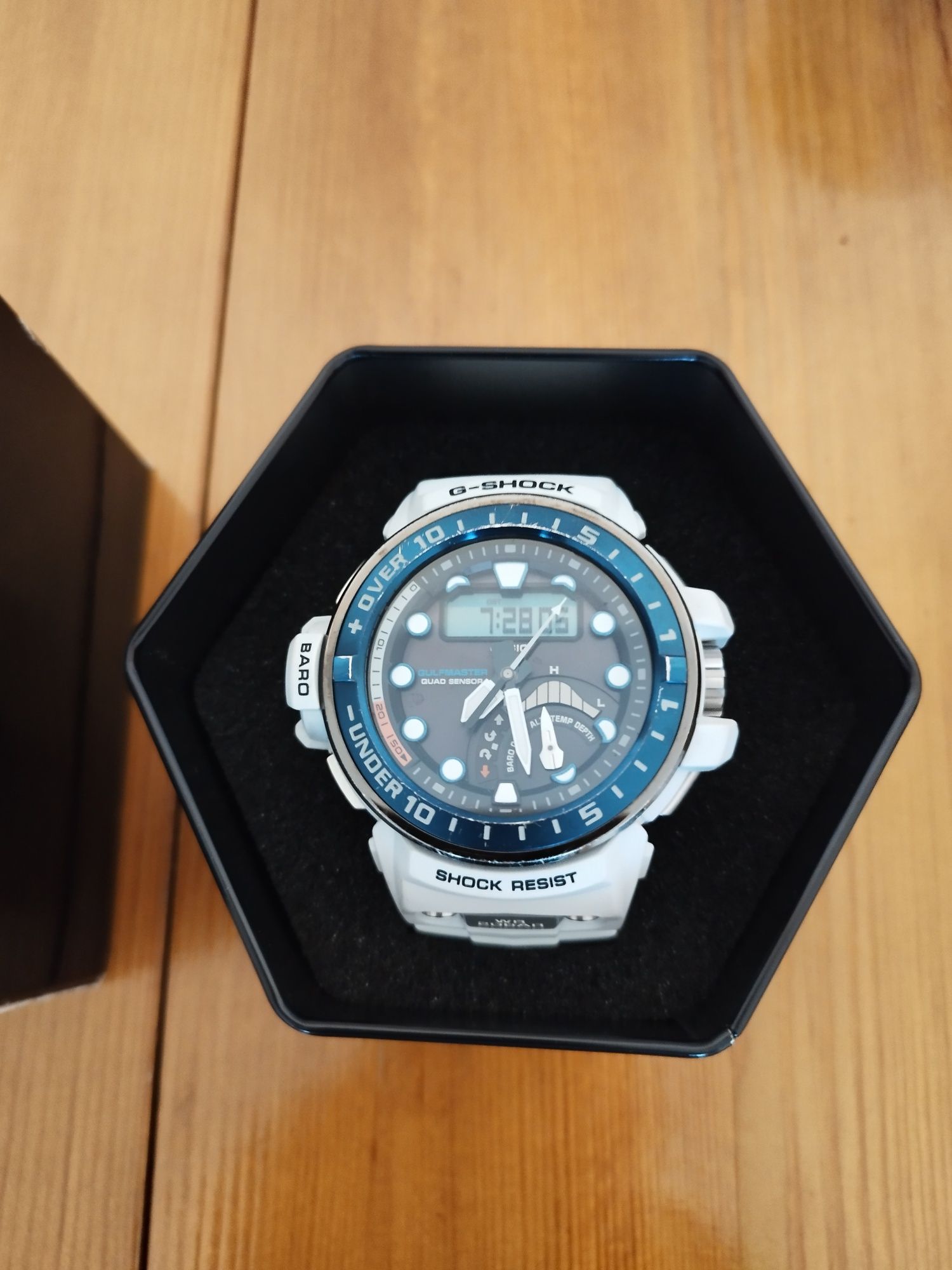 Casio g shock gulfmaster GWN-Q 1000