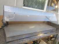 Vitrina calda Lincat