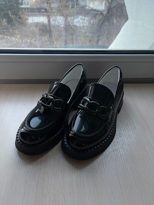 Лоферы женские 37 размер