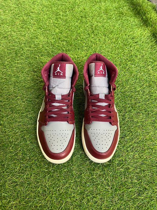 Мъжки маратонки : Nike Air Jordan Mid Team Red 43