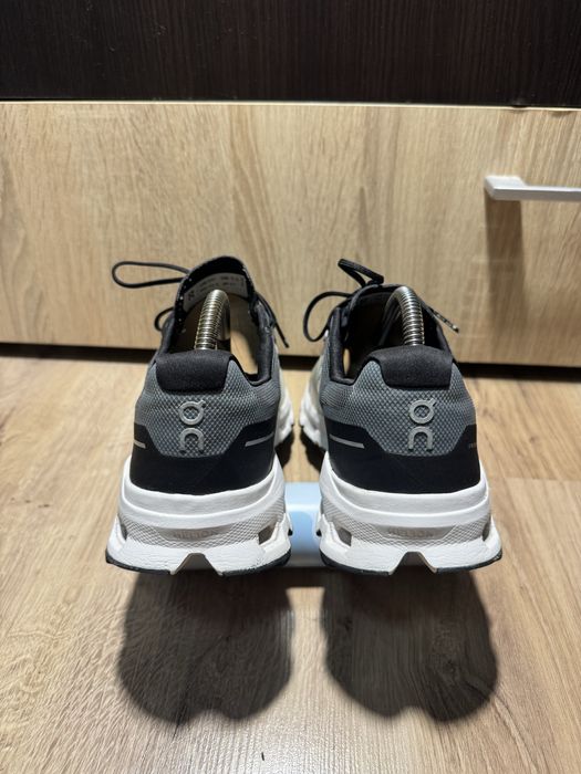 On cloud sneakers (42,5)