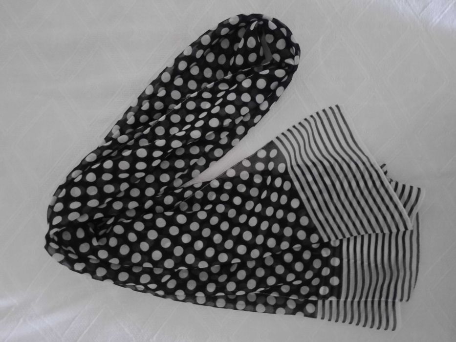 Дамски тънки шалове