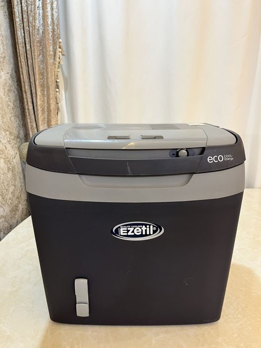 Холодильник для авто Ezitel E26