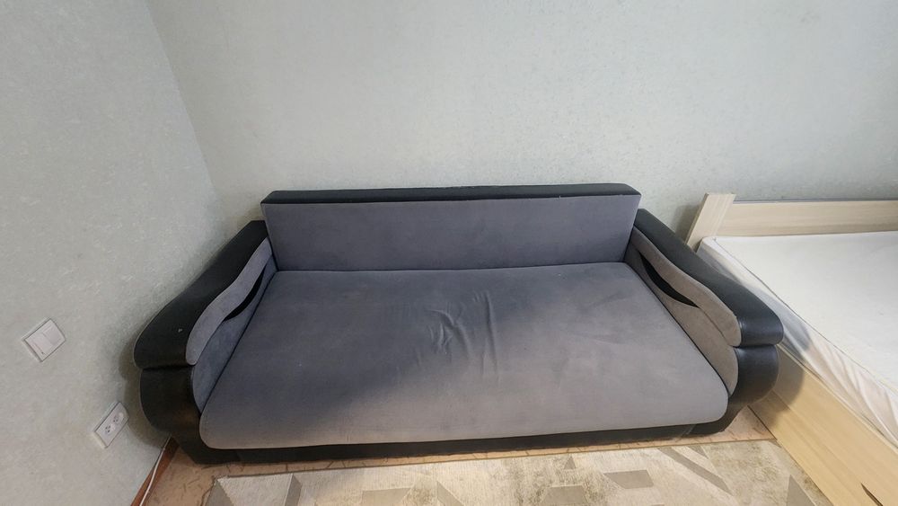 Продам диван б/у