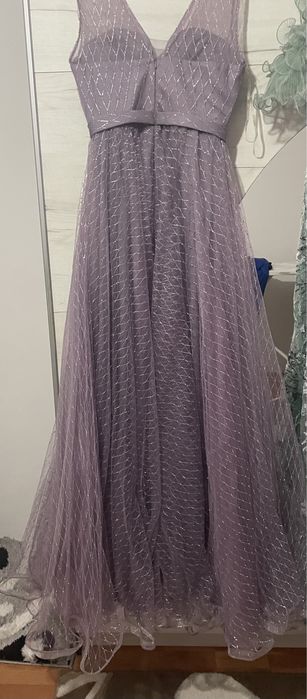 Официална рокля