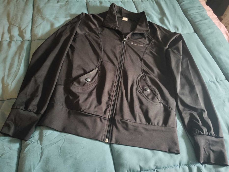 Дамски екип в черен цвят