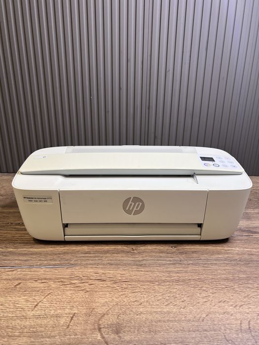 Цветной принтер HP